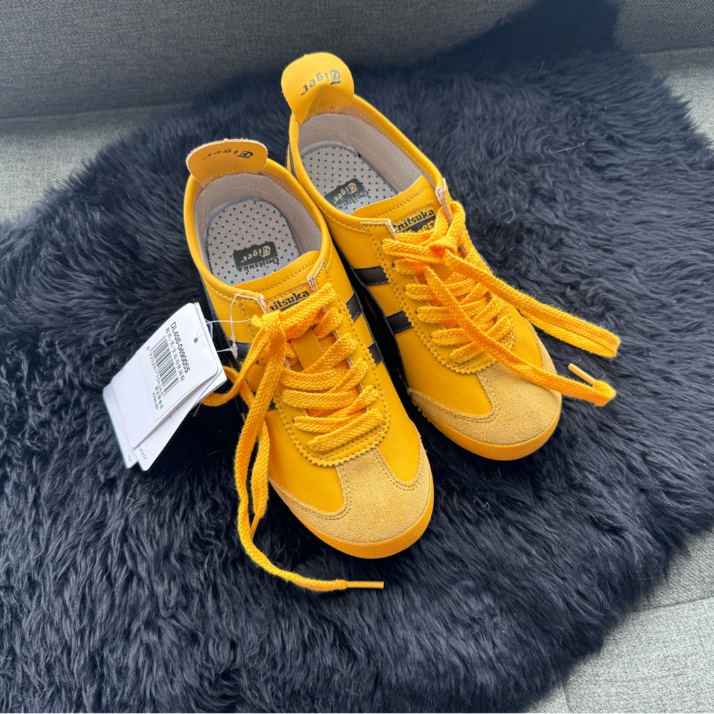 ASICS onitsuka tiger shoes size 38